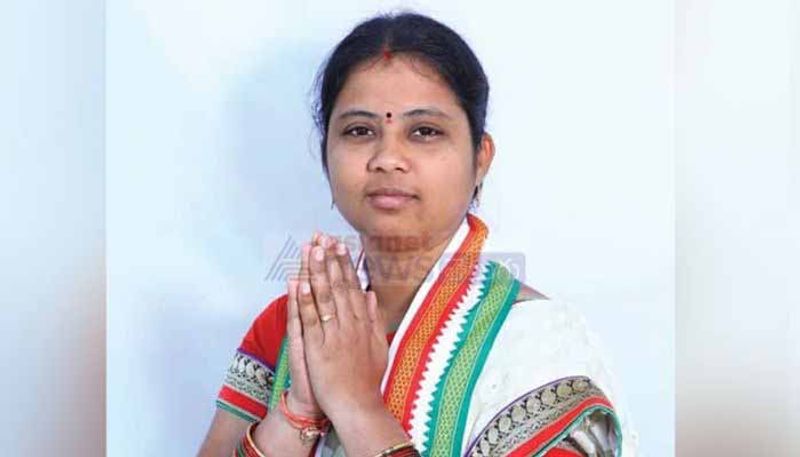 CI and constable injured in MLA Haripriya convoy at Bayyaram