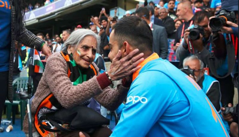 Team India super fan 87 year old charulata patel passed away