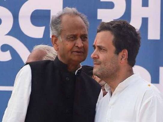 Congress leadership asked to ashok gehlot to stay in Delhi after meeting with Sonia Gandhi