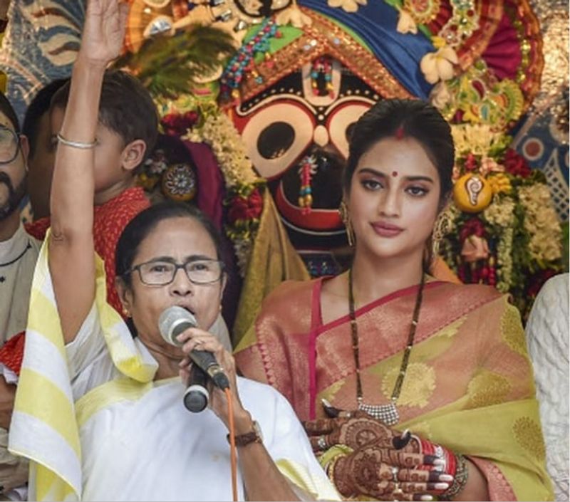 TMC Muslim MP Nusrat Jahan Vande Mataram India Panorama