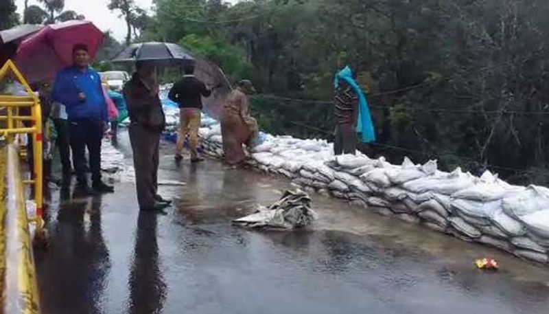 Kodgu Rain Cracks on Mangalore Madikeri route