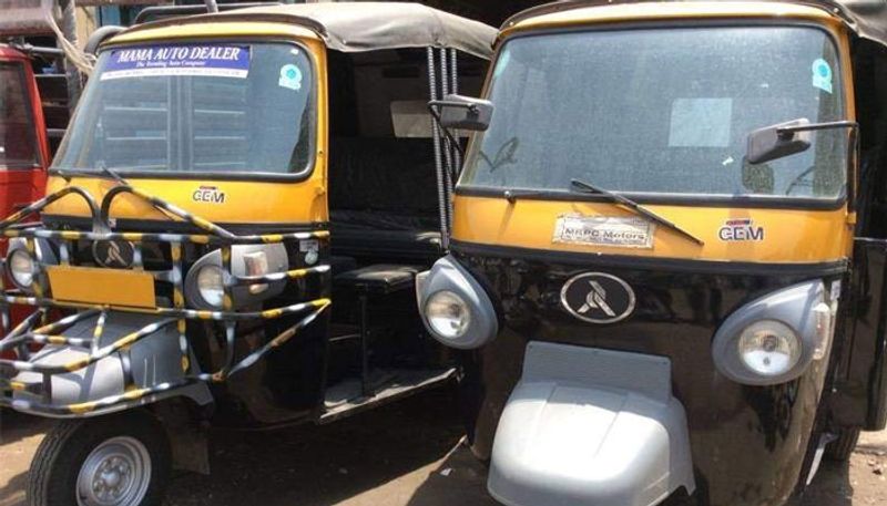 Auto Rickshaw drivers punished for denies passenger ride in Mumbai