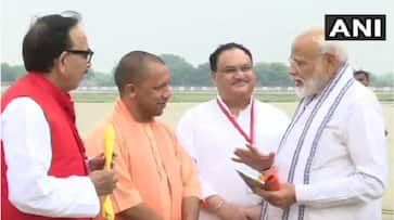 Prime Minister Narendra Modi reached Varanasi and started several programs