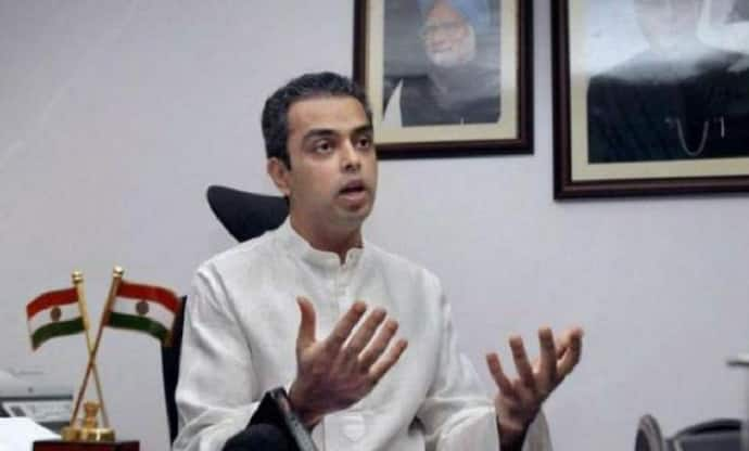 Mumbai Congress President Milind Deora tenders his resignation after jyotiraditya scindia in congress