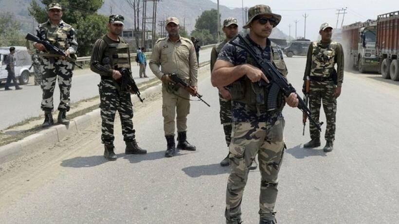 आतंकी बुरहान वानी की बरसी पर घाटी में सुरक्षा कड़ी, एक दिन के लिए रोकी गयी अमरनाथ यात्रा