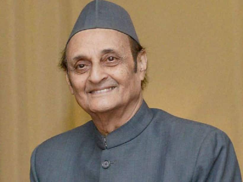 मनमोहन सिंह करें कांग्रेस के नए अध्यक्ष पर फैसला, इस दिग्गज नेता ने दी सलाह