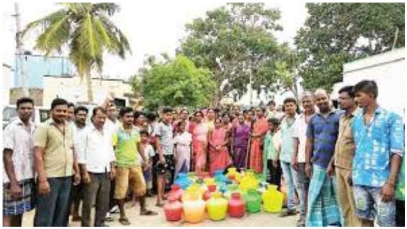 Jolarpettai protests to bring drinking water to Chennai