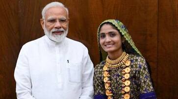 PM Modi meets Gujarati folk singer says people like Geeta Rabari inspire our society