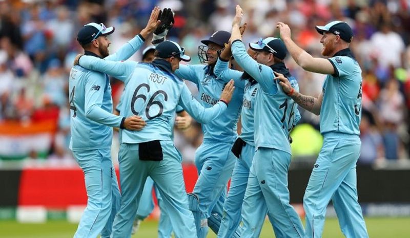 England beat Australia by 8 wickets and enter World cup Final