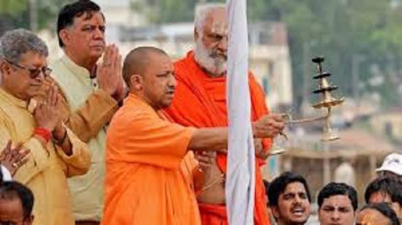 'महंत' बने सीएम योगी,  मंत्रियों को बताया कैसे निभाएं राजधर्म