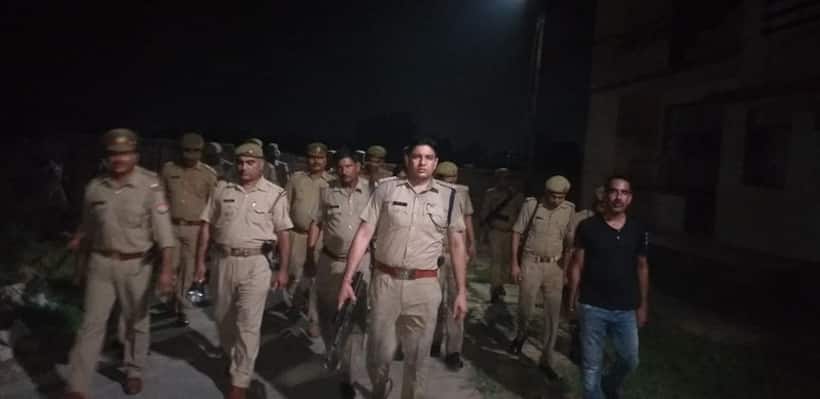 मेरठ में पुलिस ने दो ईनामी बदमाशों शकील और भूरा को ठिकाने लगाया
