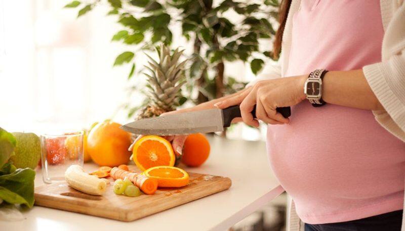 Reason's Pregnant Women Should Drink Orange Juice