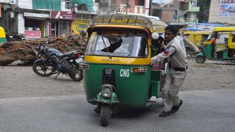 कांग्रेस MLA के 'भाई' का टेरर,  जरा सी बात पर हुए आगबबूला, ऑटोवाले पर ठोंक दिया फायर