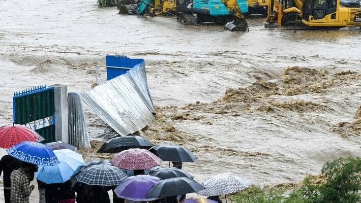 Heavy rains trigger flash floods in Nepal