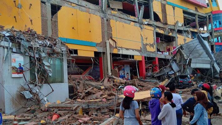 Major 7.3 Earthquake Indonesia