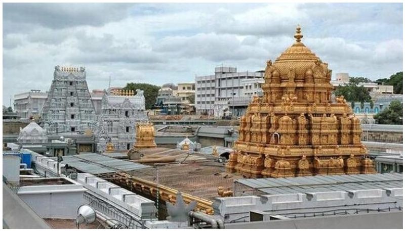 Tirupathi floods: Passenger in vehicle at West church bridge dies