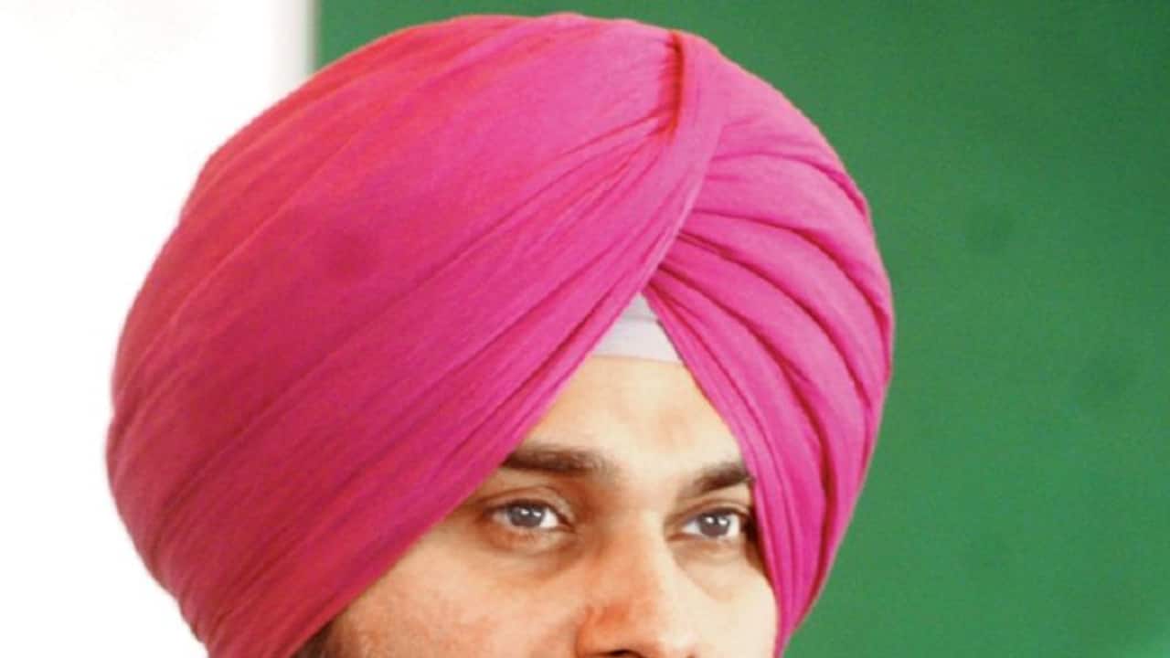 नाराज सिद्धू को कांग्रेस दे सकती है दिल्ली की कमान