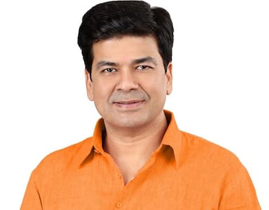 बरेली के मेयर डॉक्टर उमेश गौतम समेत 50 लोगों पर केस दर्ज, नगर स्वास्थ्य अधिकारी से की थी बदसलूकी