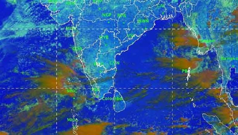 Next 3 hours Warning in 4 districts including Thiruvananthapuram and Kozhikode possibility of rain up to 15 mm in one hour