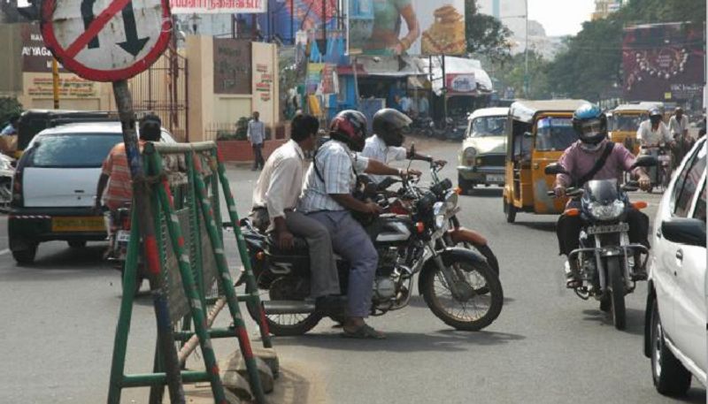 Traffic rules violation at chikkamagaluru More than 2 lakh collected