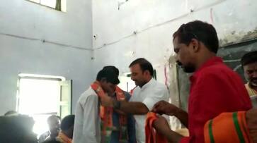 Uttar Pradesh MLA made the school children BJP member