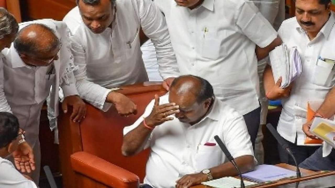 दक्षिण का अंतिम किला बचाने को जुटी कांग्रेस और जेडीएस