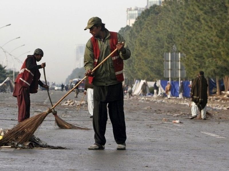 1200 ton garbage gathered in 48 days