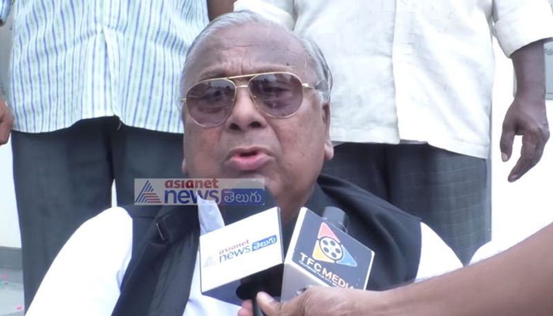 congress leader v hanumantha rao sensational comments on Konijeti Rosaiah chief ministership