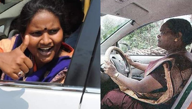 js adoor facebook post on ramya haridas car issue