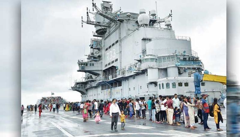 7000 people witness INS Vikramaditya at Karwar in Uttara Kannada