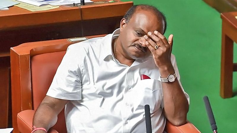 Karnataka political crisis:  BJP accuses Kumaraswamy of wasting tax payers' money