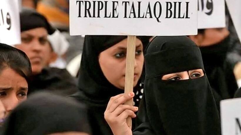 ..तो ऐसे राज्यसभा में तीन तलाक बिल पास कराएगी मोदी सरकार, जानें क्या है गणित