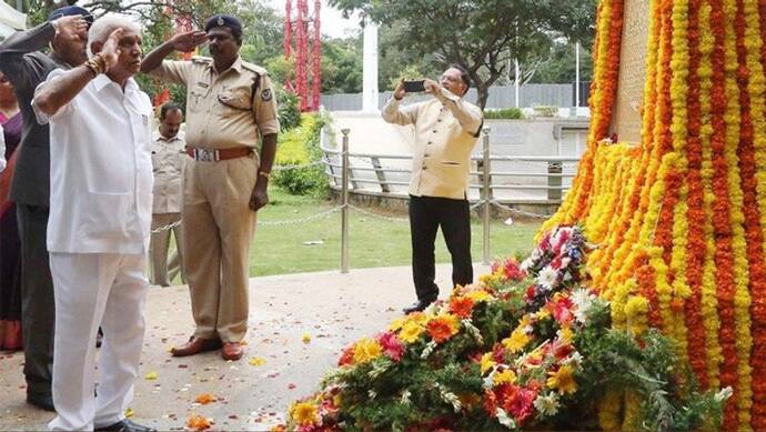 येदियुरप्पा की शपथ से पहले कुमारस्वामी के आदेशों पर लगी रोक, चीफ सेक्रेटरी ने दिया ऑर्डर