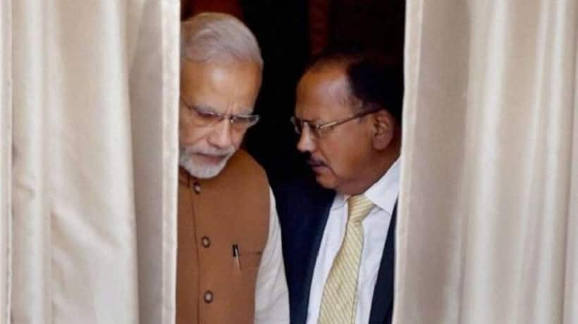 मिशन कश्मीर: अजीत डोवल के गुप्त दौरे के बाद खौफ में आए घाटी के नेता और अलगाववादी, 15 अगस्त को सरकार कर सकती है बड़ा ऐलान