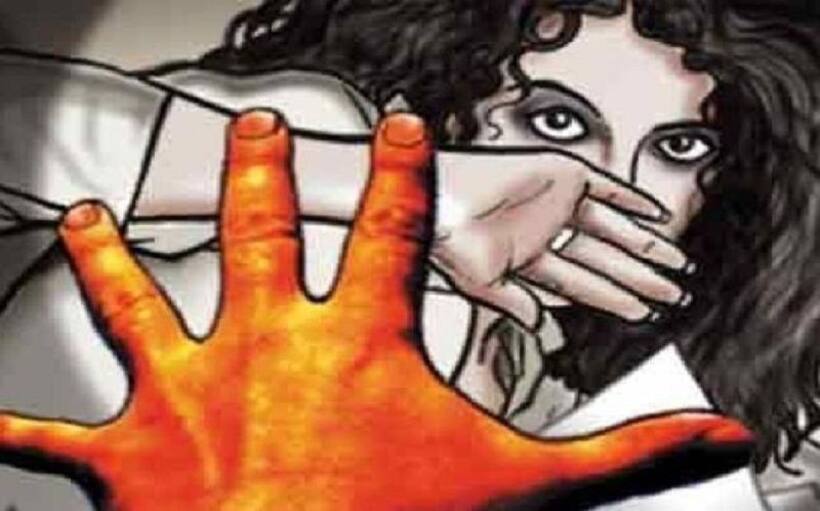 कैब में दुष्कर्म की हुई कोशिश तो छात्रा ने दातों से काट डाला आरोपी का....
