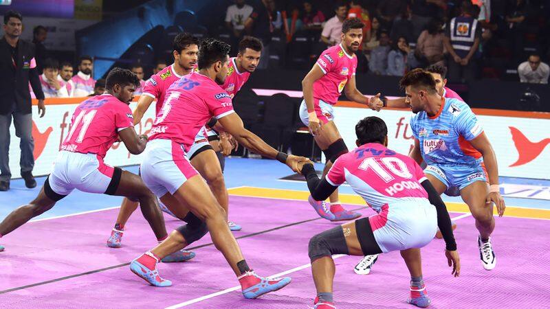 Pro kabaddi 2019 Jaipur Pink Panthers Beat Bengal Warriors by 27-25 points