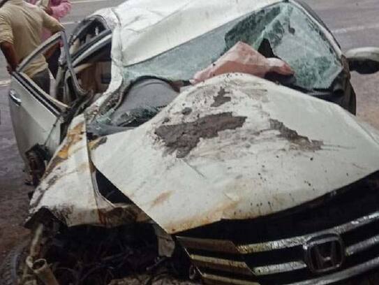 Unnao rape victim under critical condition while aunity and advocate dead in car accident in raebareli