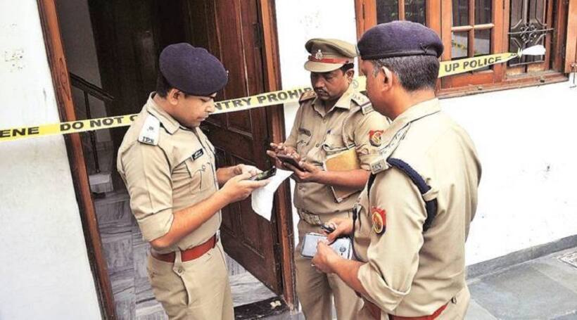 युवती कर रही थी ब्लैकमेल, छात्र ने खुद को गोली से उड़ाया