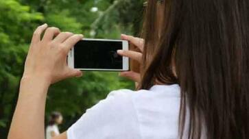 daughter first shot the video of father and his girlfriend in agra