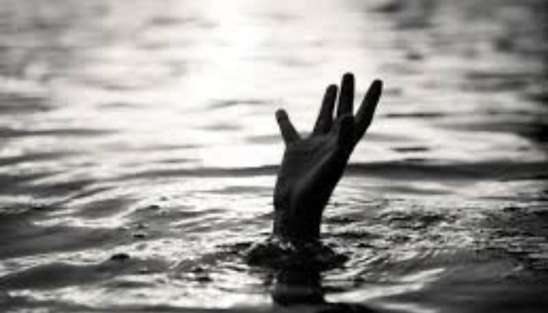 college girl her friend died in thamirabarani river