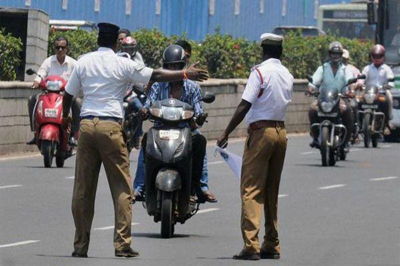 Govt notifies new traffic penalties System implemented in Karnataka