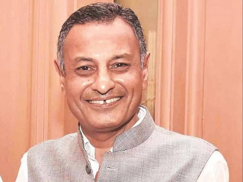 अनुच्छेद 370 हटाने से पहले सपा को राज्यसभा में मिला एक और ब़ड़ा झटका