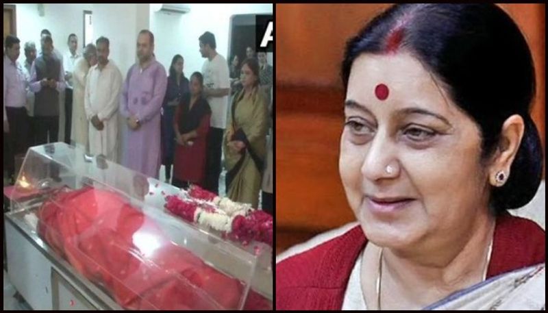 Sushma Swaraj no more: Karnataka leaders mourn loss of veteran BJP leader