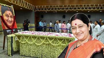 Sushma Swaraj no more: Last rites begin at Lodhi Crematorium in New Delhi