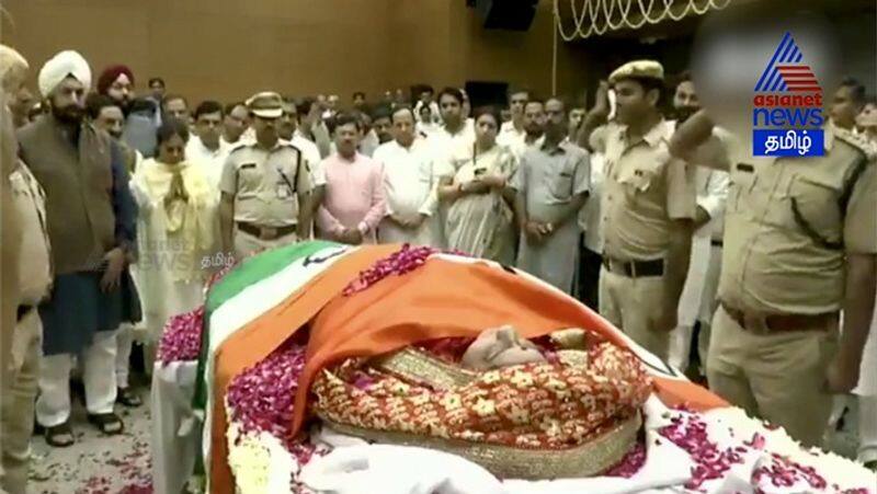 Video footage of former Union Minister Sushma Swaraj's funeral