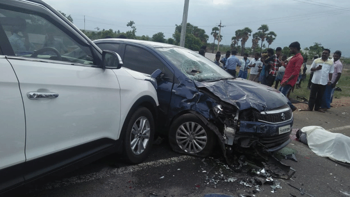 pudukkottai 7 more cars accident...6 people killed