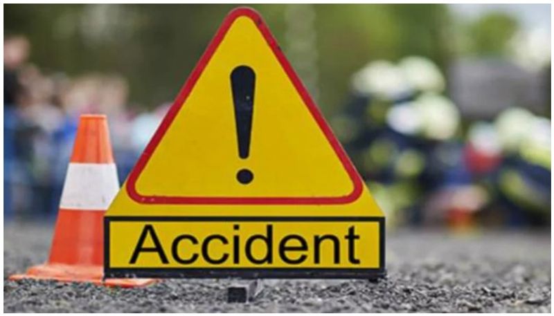 two die in Road Accident near Hassan