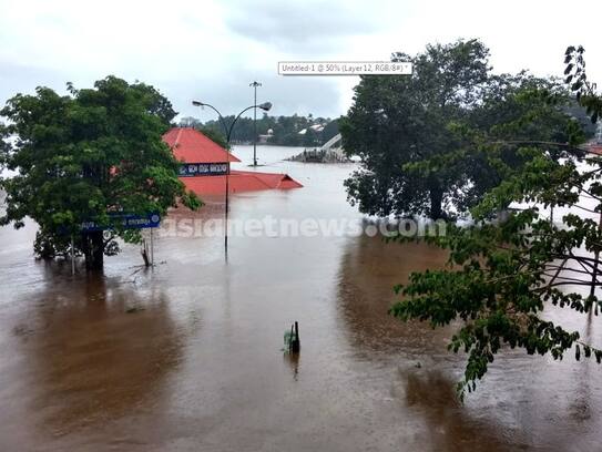 floods continue in many states including Kerala, Maharashtra and Karnataka