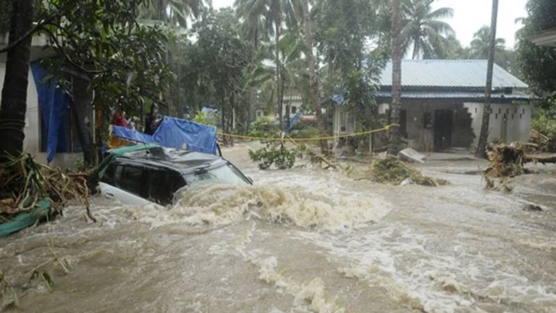 Davanagere BJP collects Fund for Flood Victims