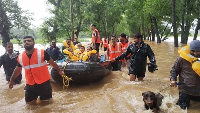 বন্যায় বিপর্যস্ত দক্ষিণ ভারত, এলাকা পরিদর্শনে কর্ণাটকের পথে অমিত শাহ